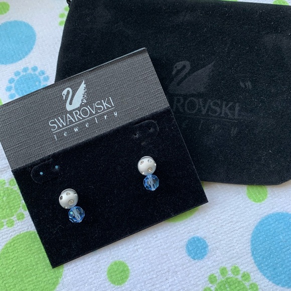 *2/$40* Swarovski Earrings - Picture 1 of 4
